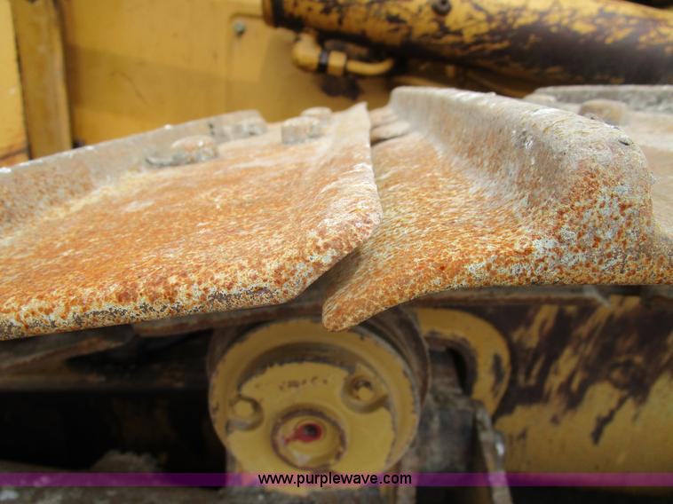 image for item K2096 1995 Caterpillar D5H XL Series II dozer