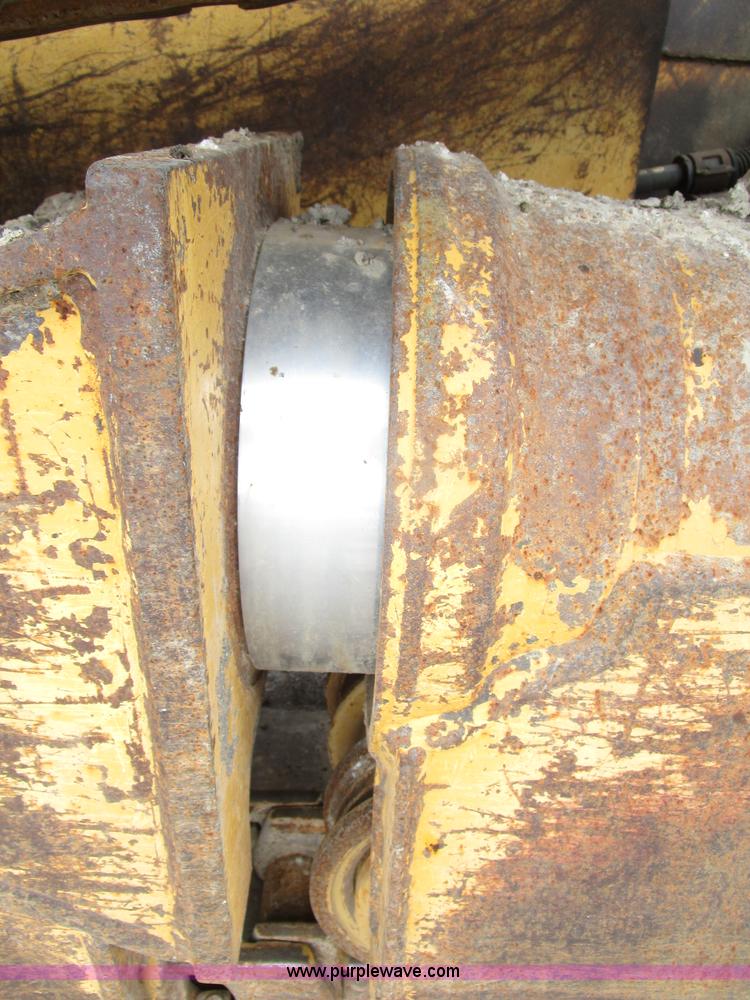 image for item K2096 1995 Caterpillar D5H XL Series II dozer