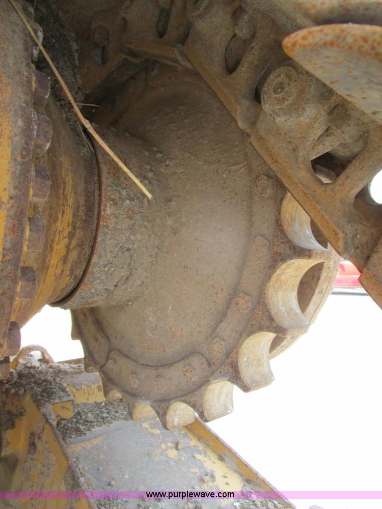 image for item K2096 1995 Caterpillar D5H XL Series II dozer