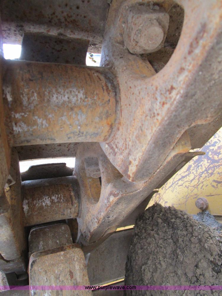 image for item K2096 1995 Caterpillar D5H XL Series II dozer