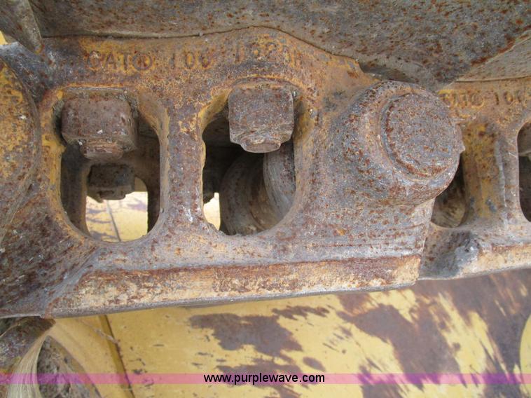 image for item K2096 1995 Caterpillar D5H XL Series II dozer