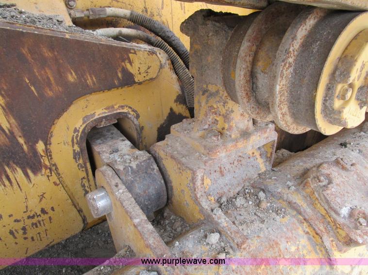 image for item K2096 1995 Caterpillar D5H XL Series II dozer