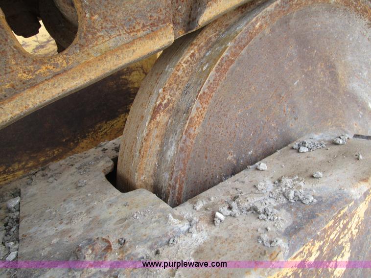 image for item K2096 1995 Caterpillar D5H XL Series II dozer