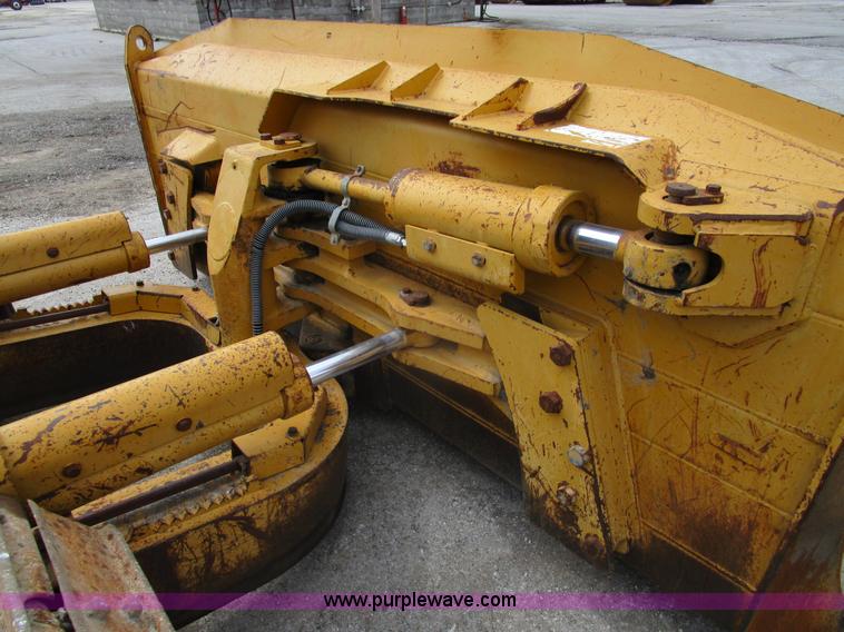 image for item K2096 1995 Caterpillar D5H XL Series II dozer