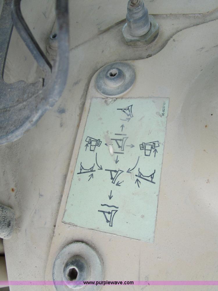 image for item K2096 1995 Caterpillar D5H XL Series II dozer