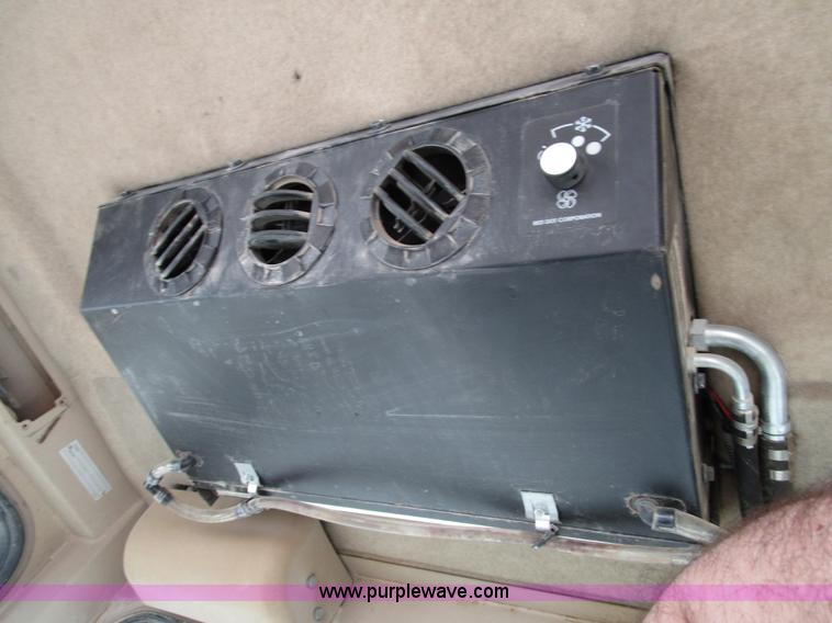 image for item K2096 1995 Caterpillar D5H XL Series II dozer