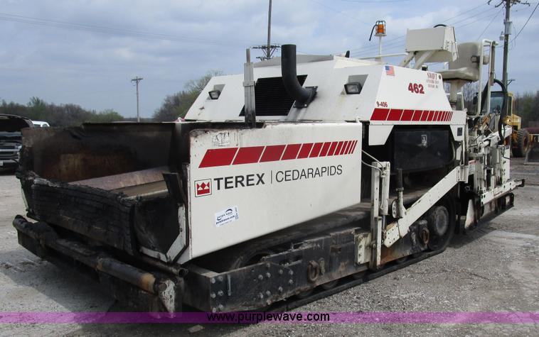 image for item K2097 2004 Terex Cedarapids 462 asphalt paver