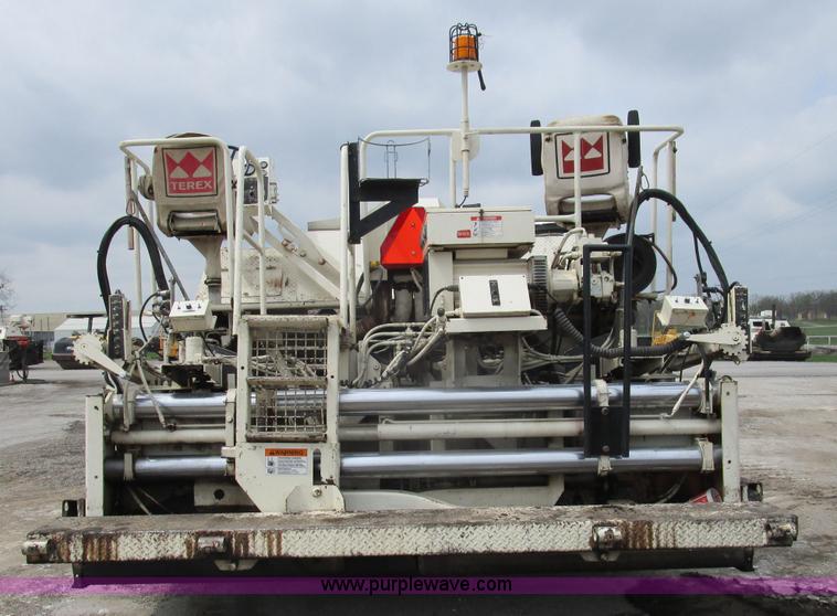 image for item K2097 2004 Terex Cedarapids 462 asphalt paver