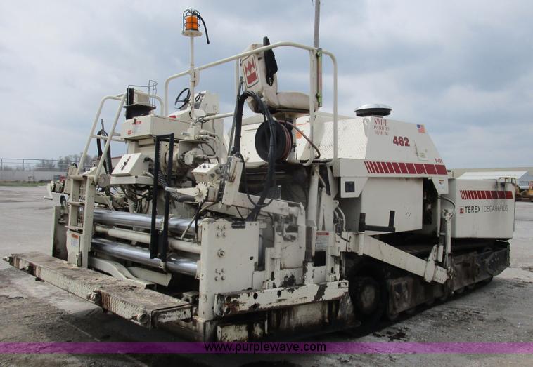image for item K2097 2004 Terex Cedarapids 462 asphalt paver