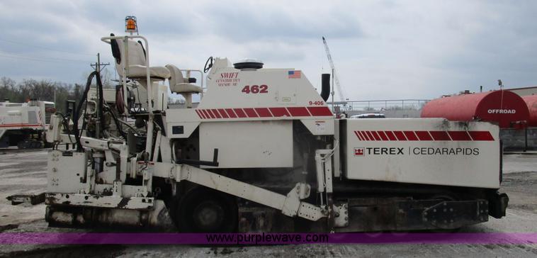 image for item K2097 2004 Terex Cedarapids 462 asphalt paver