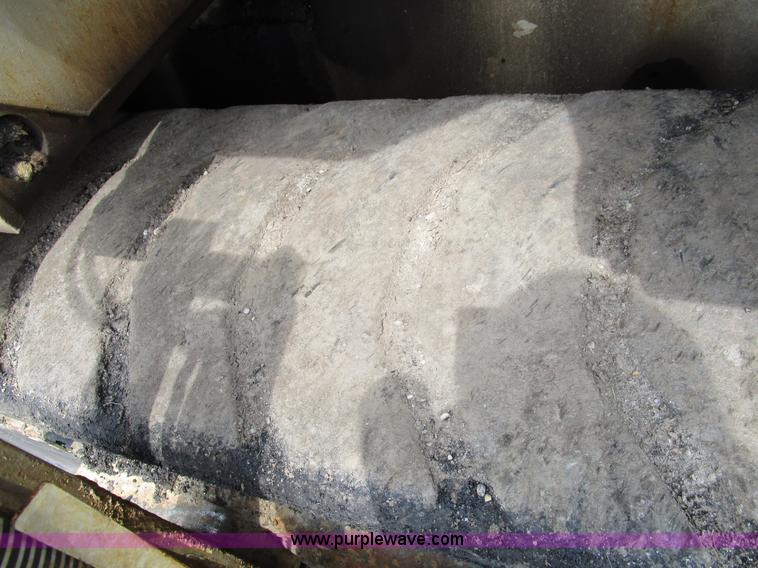 image for item K2097 2004 Terex Cedarapids 462 asphalt paver