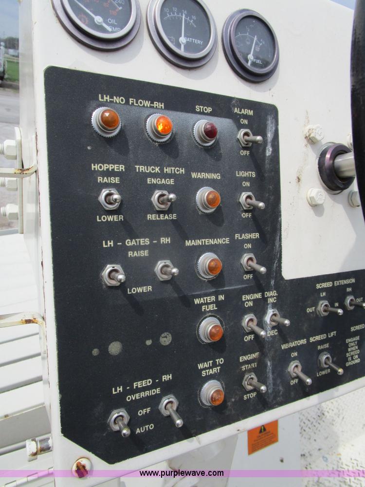 image for item K2097 2004 Terex Cedarapids 462 asphalt paver