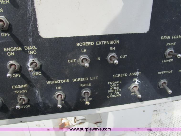 image for item K2097 2004 Terex Cedarapids 462 asphalt paver