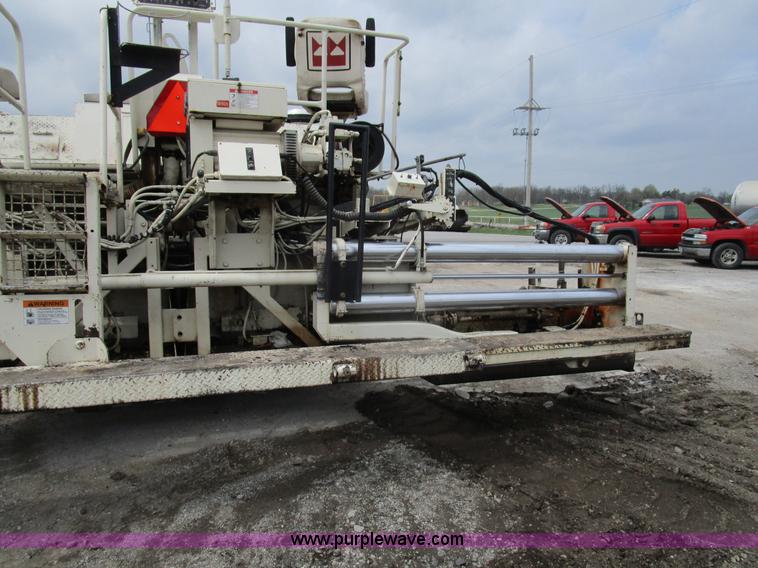 image for item K2097 2004 Terex Cedarapids 462 asphalt paver