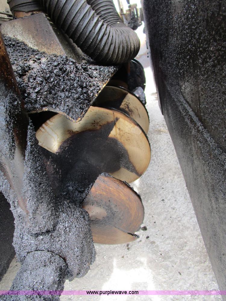 image for item K2097 2004 Terex Cedarapids 462 asphalt paver