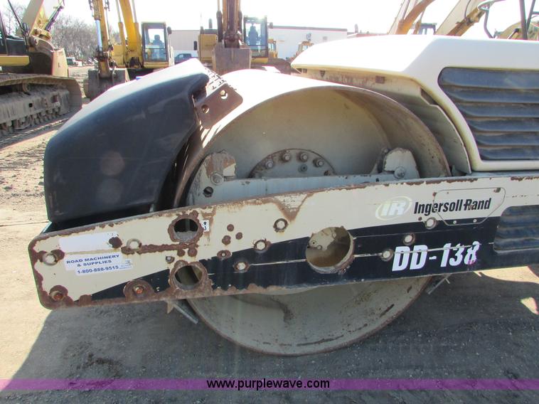 image for item K2567 Ingersoll Rand DD-138HF double drum vibratory roller