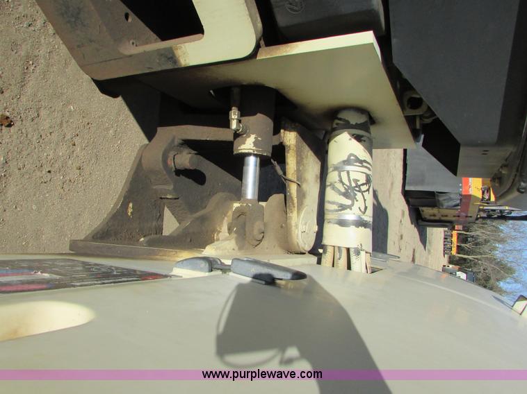 image for item K2567 Ingersoll Rand DD-138HF double drum vibratory roller