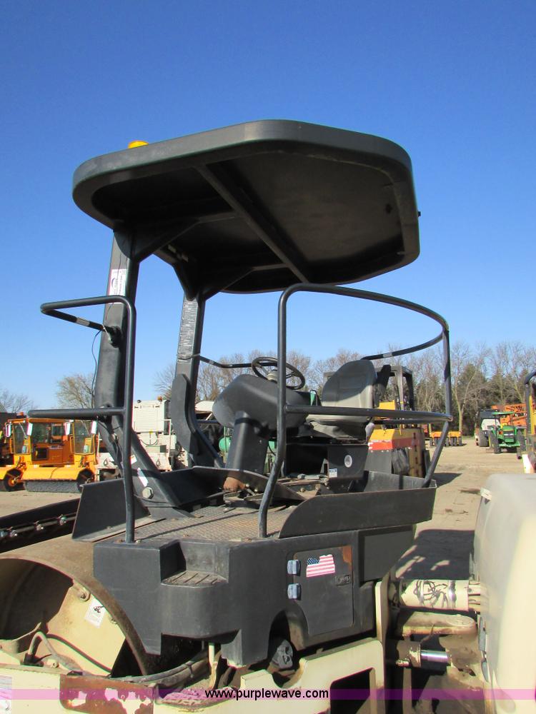 image for item K2567 Ingersoll Rand DD-138HF double drum vibratory roller