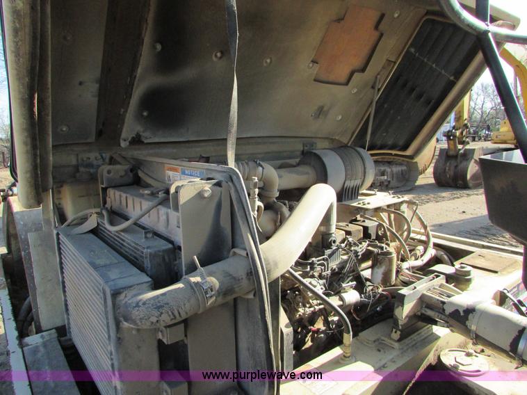 image for item K2567 Ingersoll Rand DD-138HF double drum vibratory roller