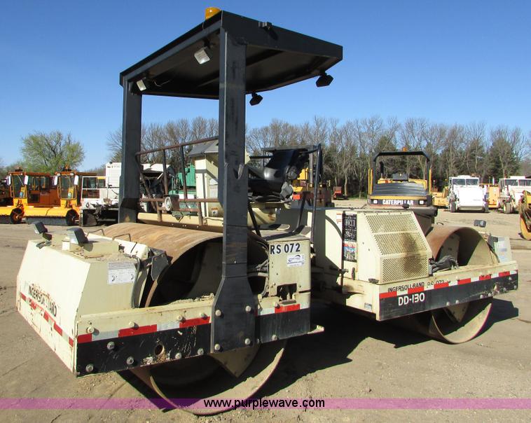 image for item K2568 Ingersoll Rand DD-130 double drum vibratory roller