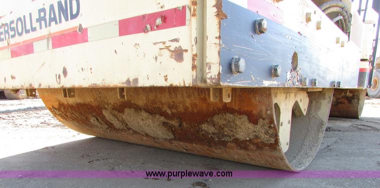 image for item K2568 Ingersoll Rand DD-130 double drum vibratory roller