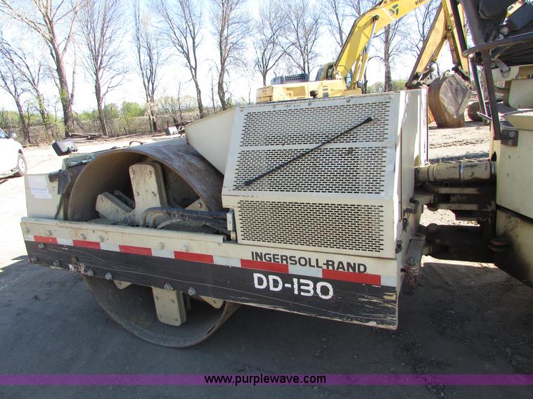 image for item K2568 Ingersoll Rand DD-130 double drum vibratory roller