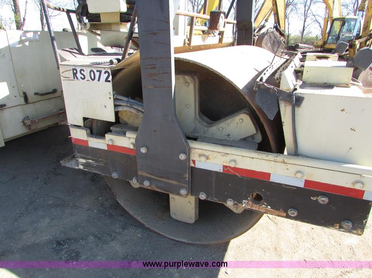 image for item K2568 Ingersoll Rand DD-130 double drum vibratory roller