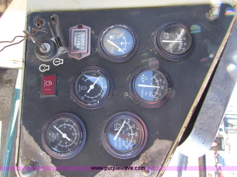 image for item K2568 Ingersoll Rand DD-130 double drum vibratory roller