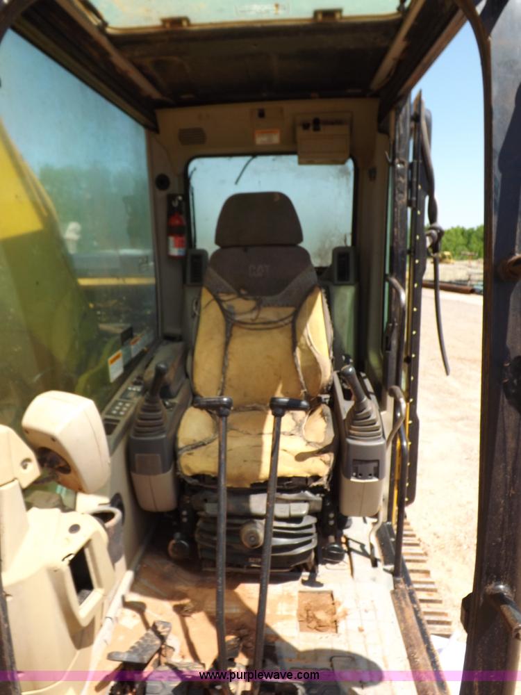 image for item K3881 2003 Caterpillar 325C L excavator