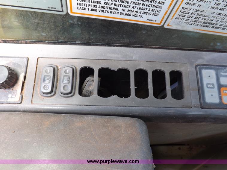 image for item K3881 2003 Caterpillar 325C L excavator