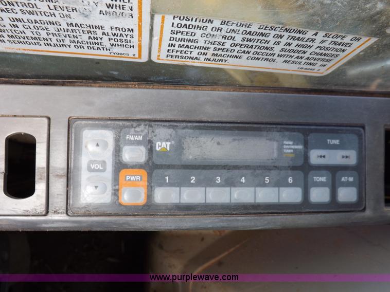 image for item K3881 2003 Caterpillar 325C L excavator