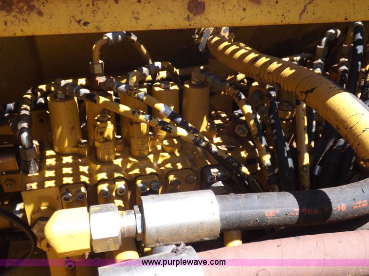 image for item K3881 2003 Caterpillar 325C L excavator