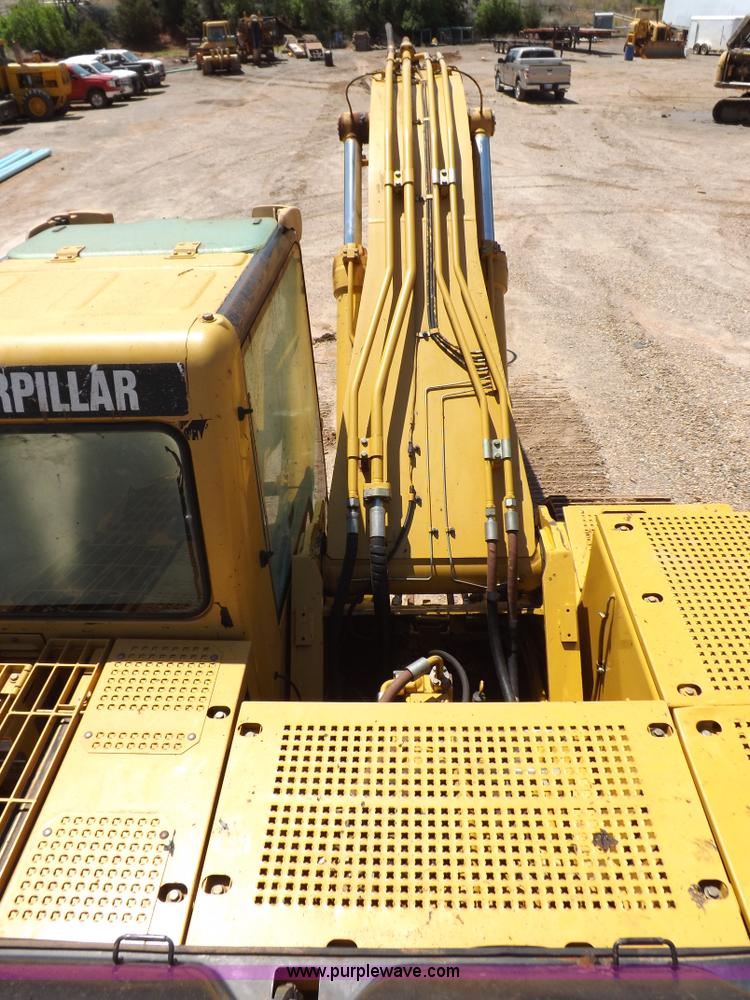 image for item K3881 2003 Caterpillar 325C L excavator