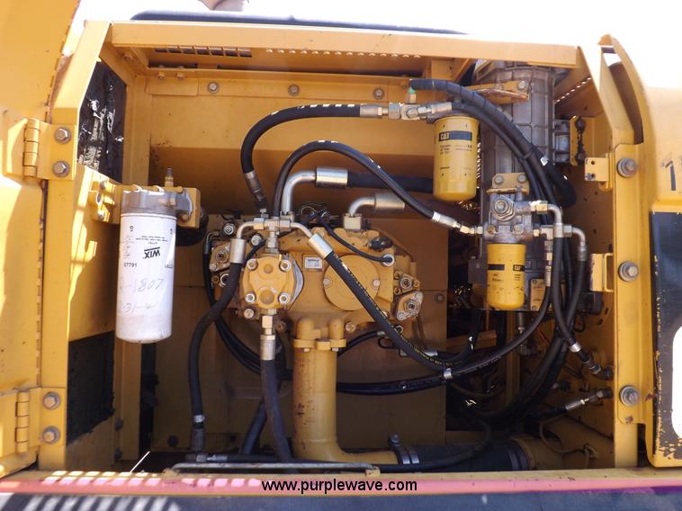 image for item K3881 2003 Caterpillar 325C L excavator