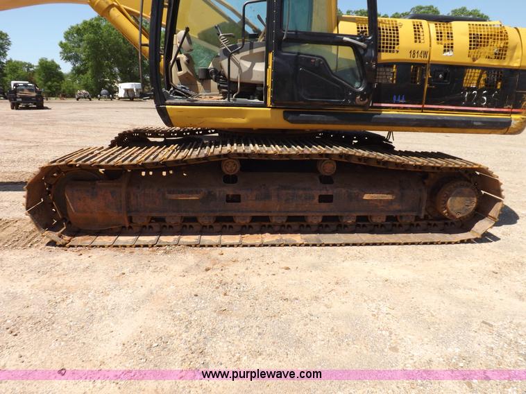 image for item K3881 2003 Caterpillar 325C L excavator