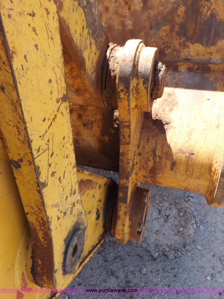 image for item K3881 2003 Caterpillar 325C L excavator