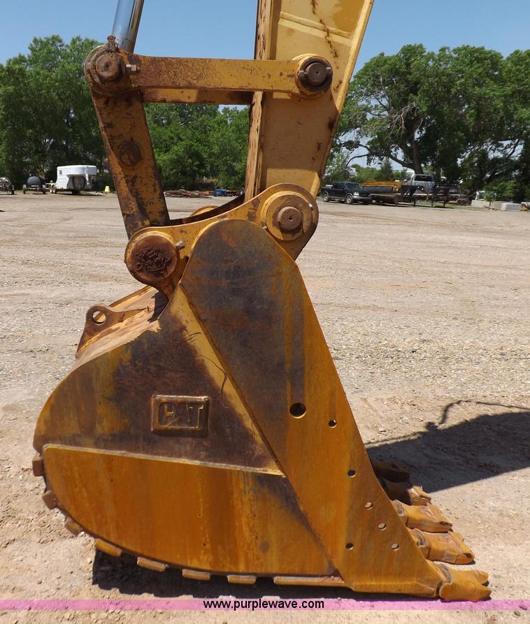 image for item K3881 2003 Caterpillar 325C L excavator