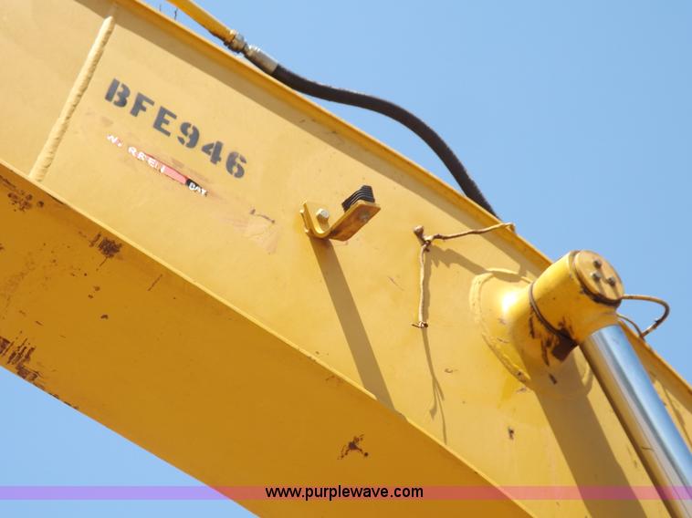 image for item K3881 2003 Caterpillar 325C L excavator