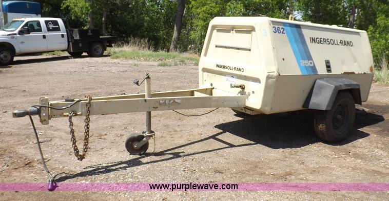 image for item K3884 Ingersoll Rand P250WJD air compressor
