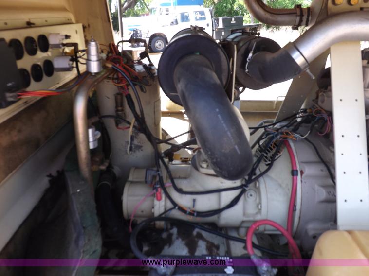 image for item K3884 Ingersoll Rand P250WJD air compressor