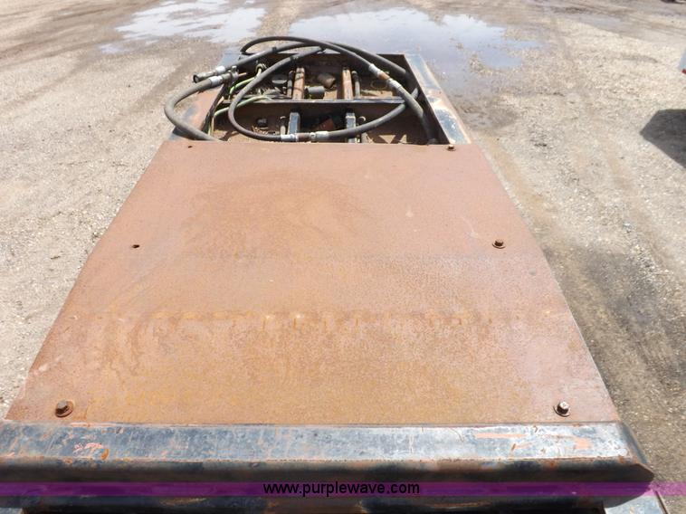 image for item K3935 2001 Talbert equipment trailer