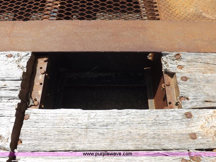 image for item K3935 2001 Talbert equipment trailer