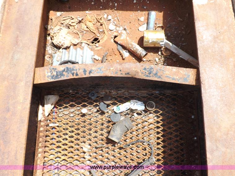 image for item K3935 2001 Talbert equipment trailer