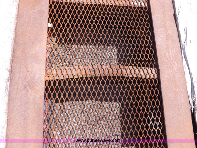 image for item K3935 2001 Talbert equipment trailer