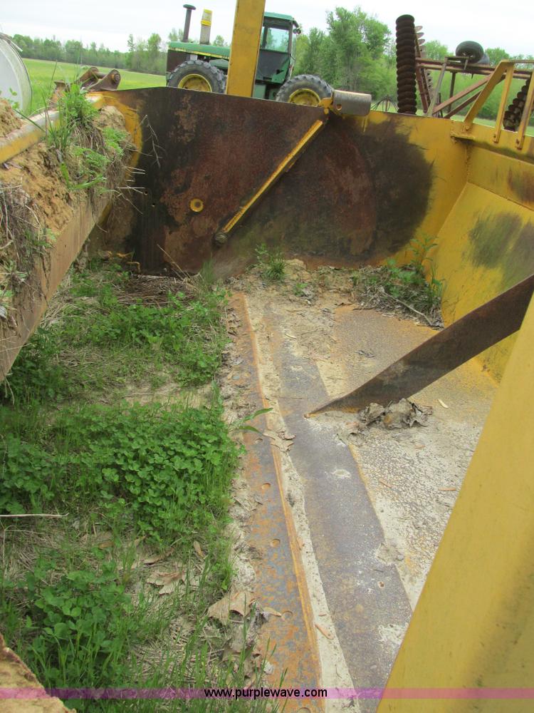 image for item K5051 Reynolds 12P pan scraper