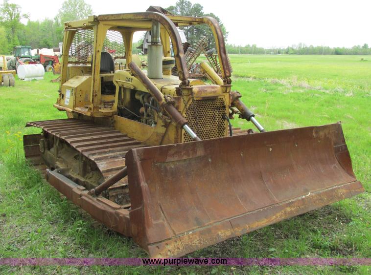 image for item K5052 1980 Caterpillar D6 dozer