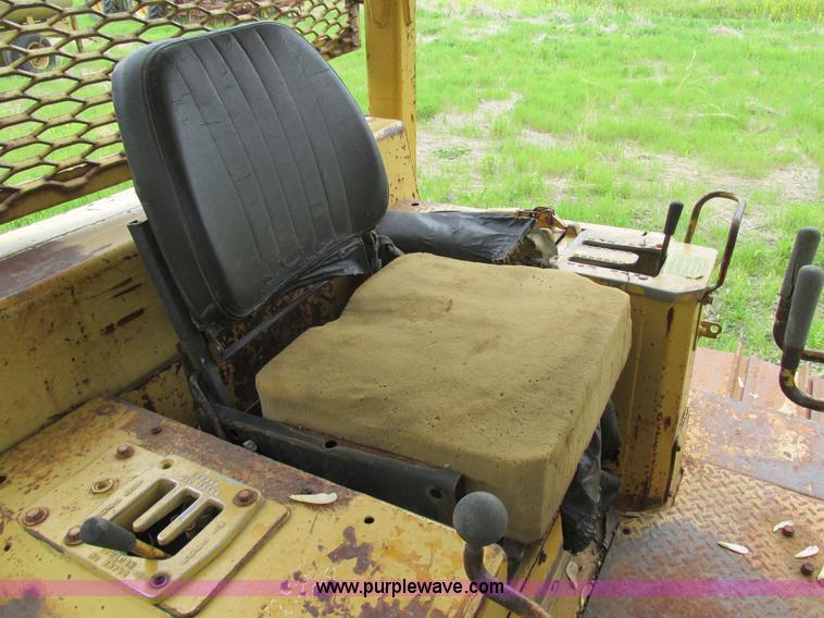 image for item K5052 1980 Caterpillar D6 dozer