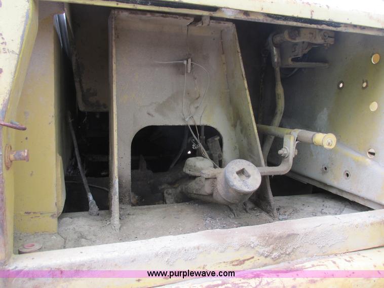 image for item K5052 1980 Caterpillar D6 dozer