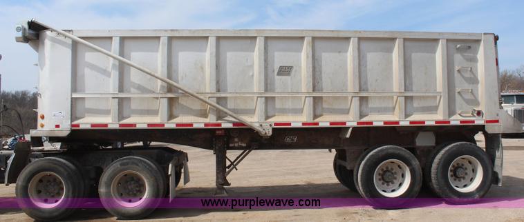 image for item K6847 1995 East aluminum end dump trailer