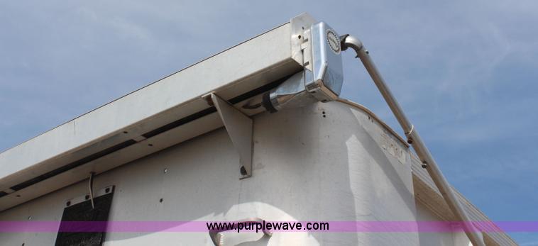 image for item K6847 1995 East aluminum end dump trailer